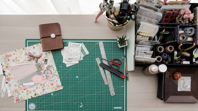 womens crafting